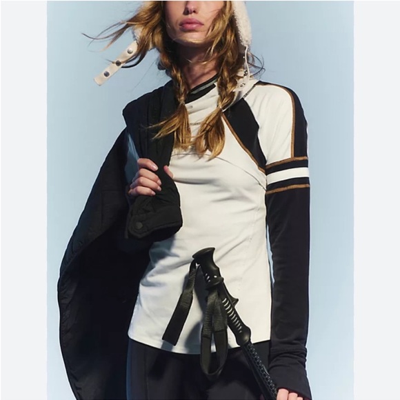 FP Movement by Free People Tops - FREE PEOPLE Movement Dawn To Dusk Solid Hoodie NWT